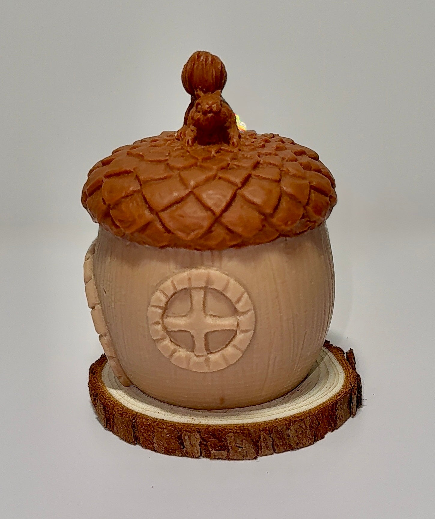 🌰 Acorn Squirrel House Candle Figurine 🐿️. Choose color and scent. image 3