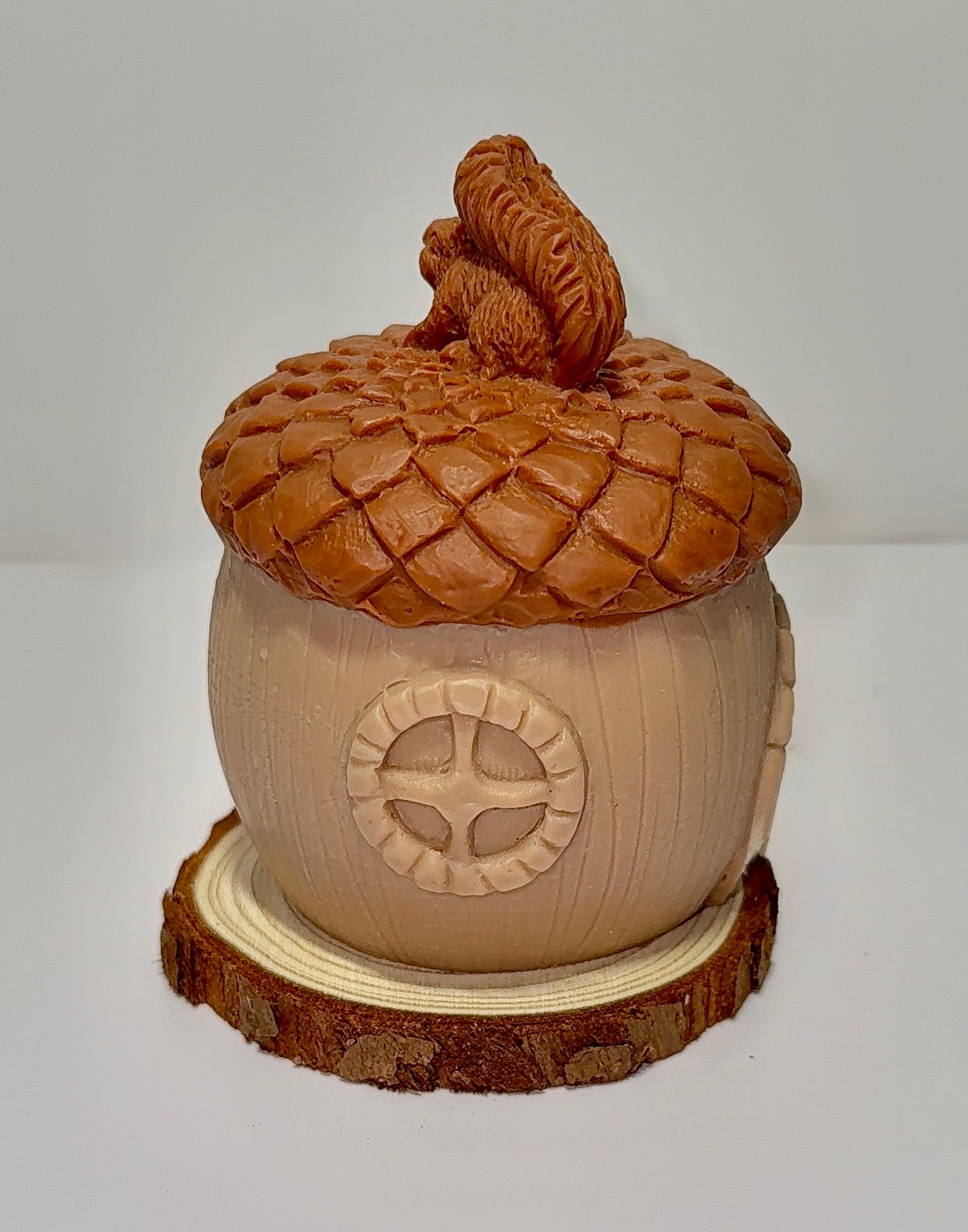 🌰 Acorn Squirrel House Candle Figurine 🐿️. Choose color and scent. image 1