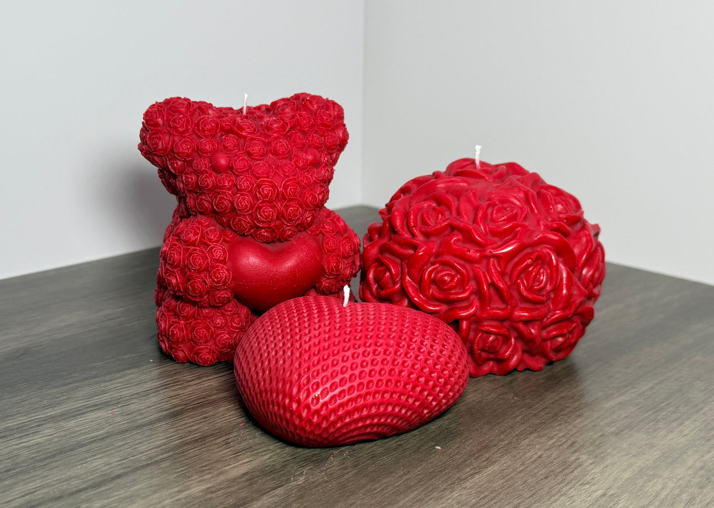 Romantic Trio – Sculpted Wax Candle Figures Set