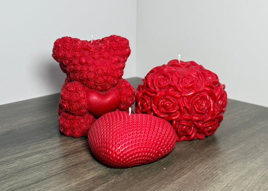 Romantic Trio – Sculpted Wax Candle Figures Set