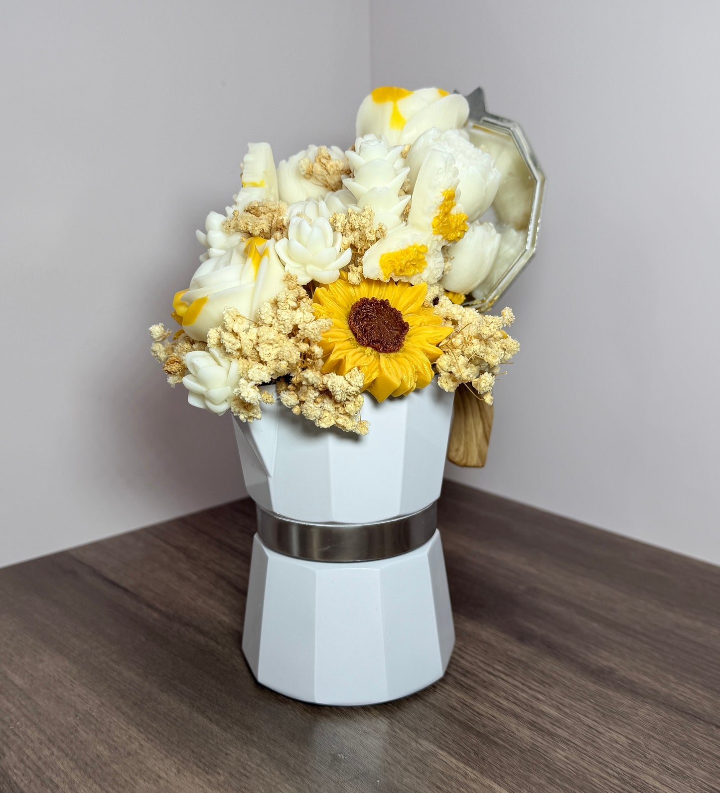 Scented Candle Flower Bouquet in White Coffee Maker