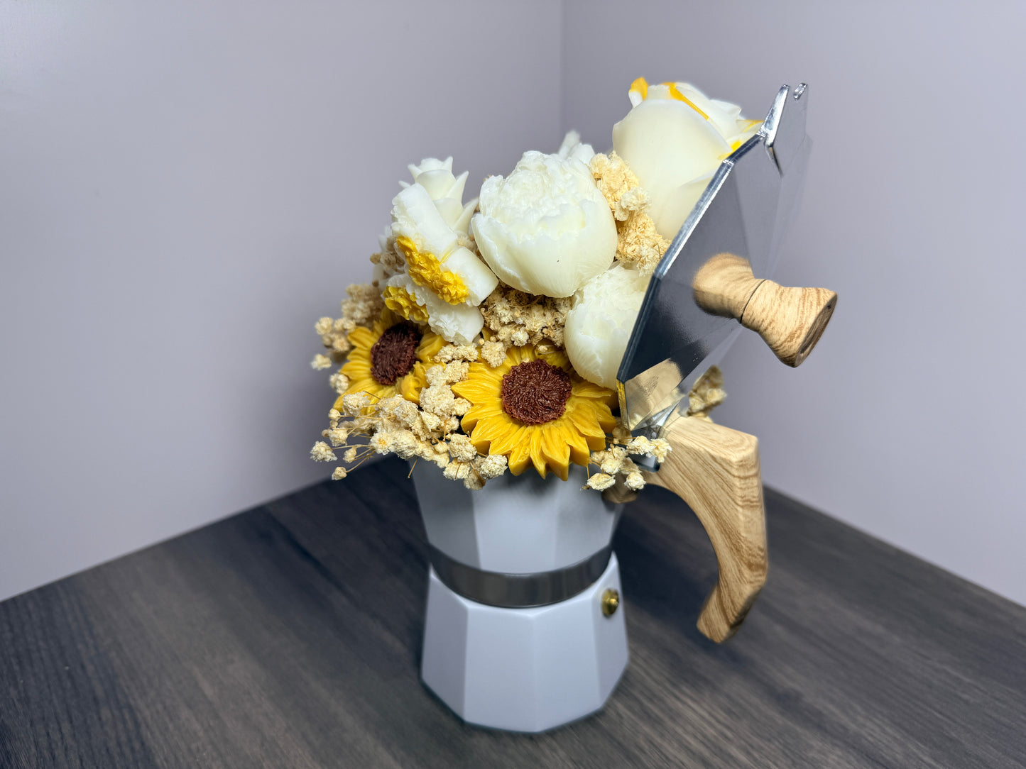Scented Candle Flower Bouquet in White Coffee Maker