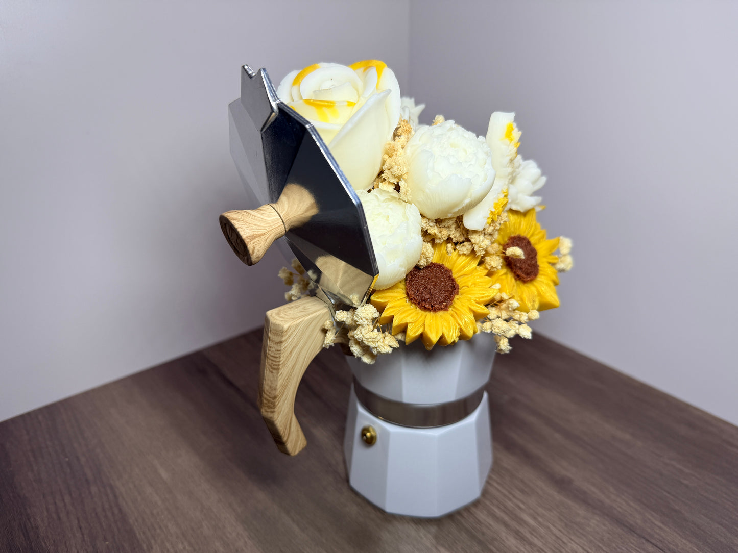 Scented Candle Flower Bouquet in White Coffee Maker