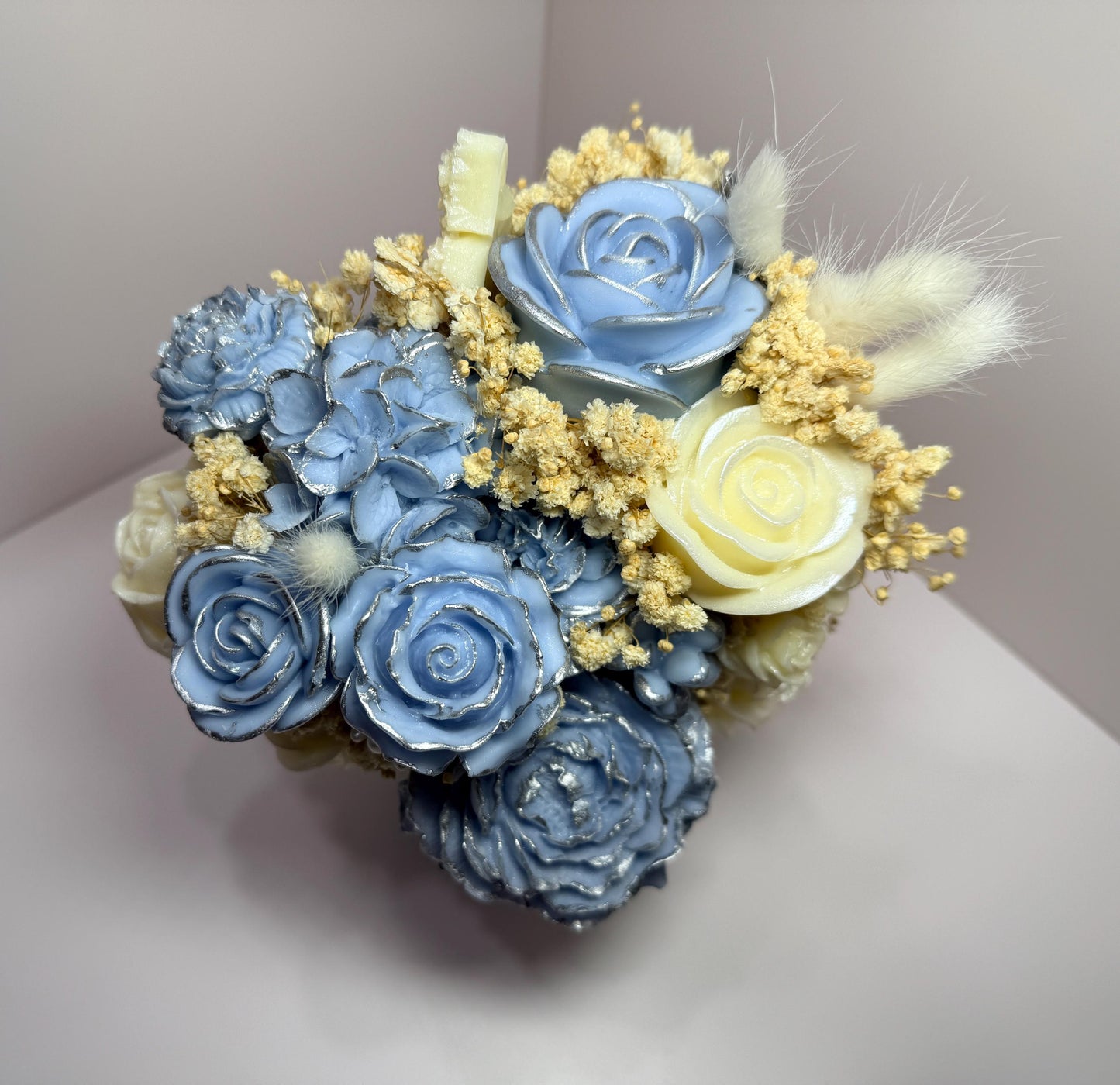 Handcrafted Floral Wax Coffee Maker Bouquet Candle: Sculpted Blooms, Scented Home Decor
