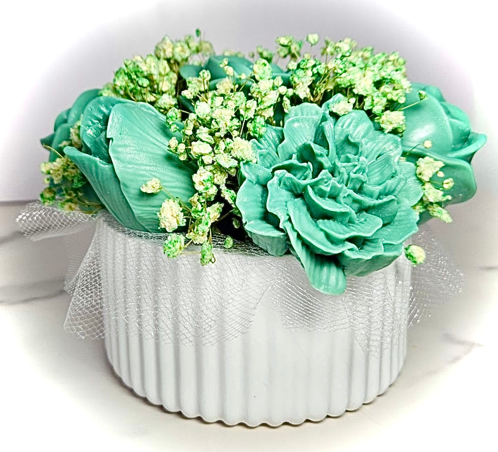 Handcrafted Floral Candle Bouquet – Custom Color & Scent image 2